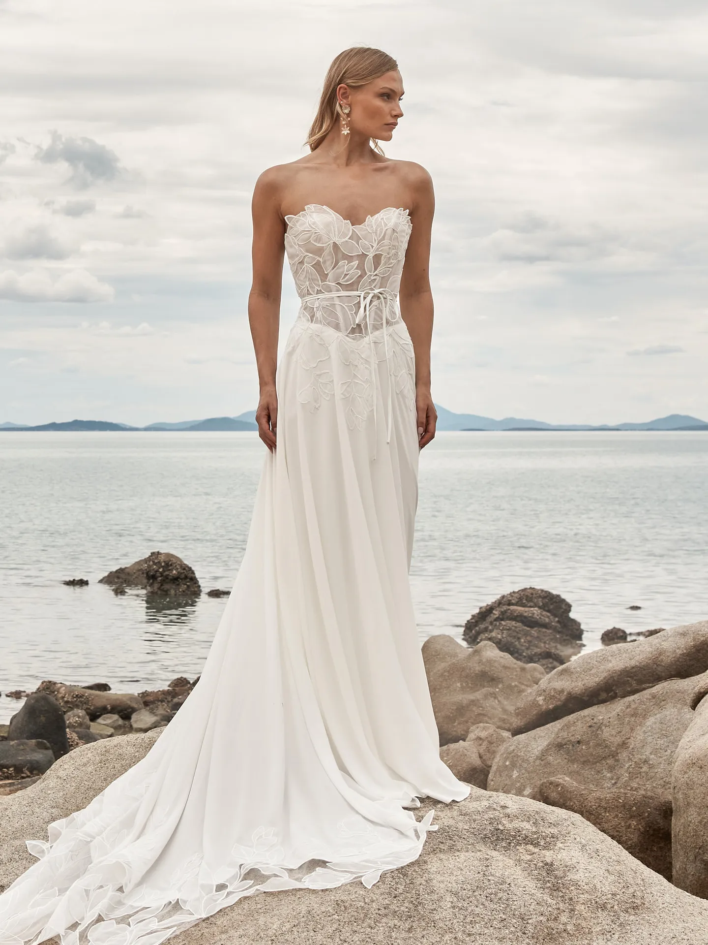 Brautkleid Odyssey von Madi Lane