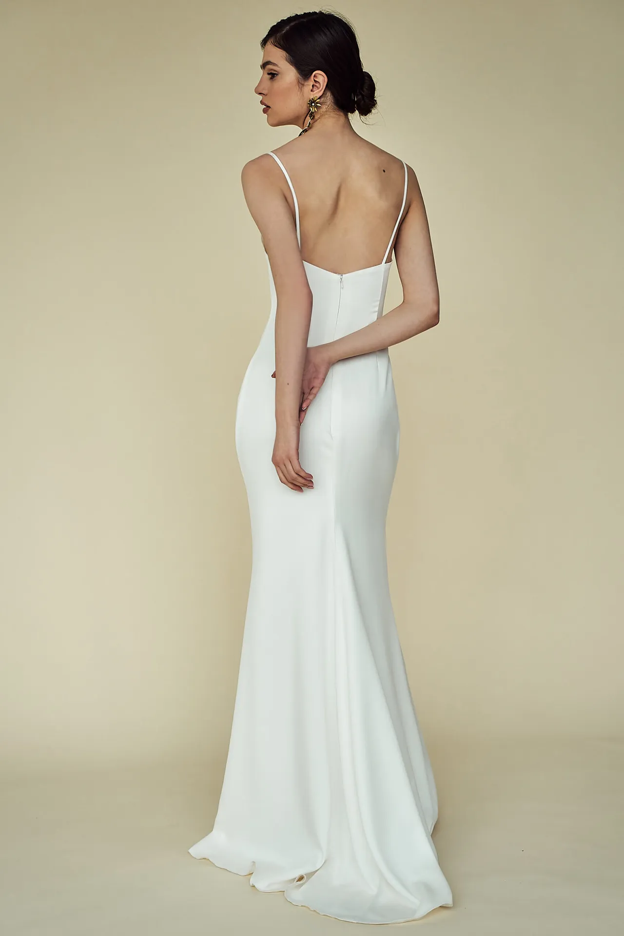 Brautkleid 2209 der Designerin Mia Lavi